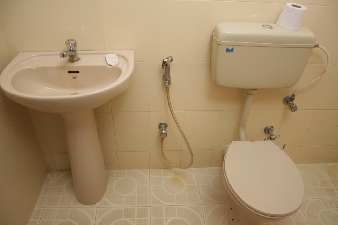 Raja Hotel コーバラム エクステリア 写真